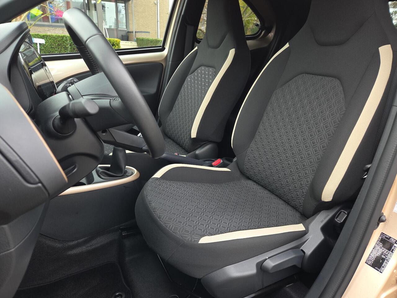 Toyota AYGO X 1.0 VVT-i MT Pulse | DEMO VOORDEEL |