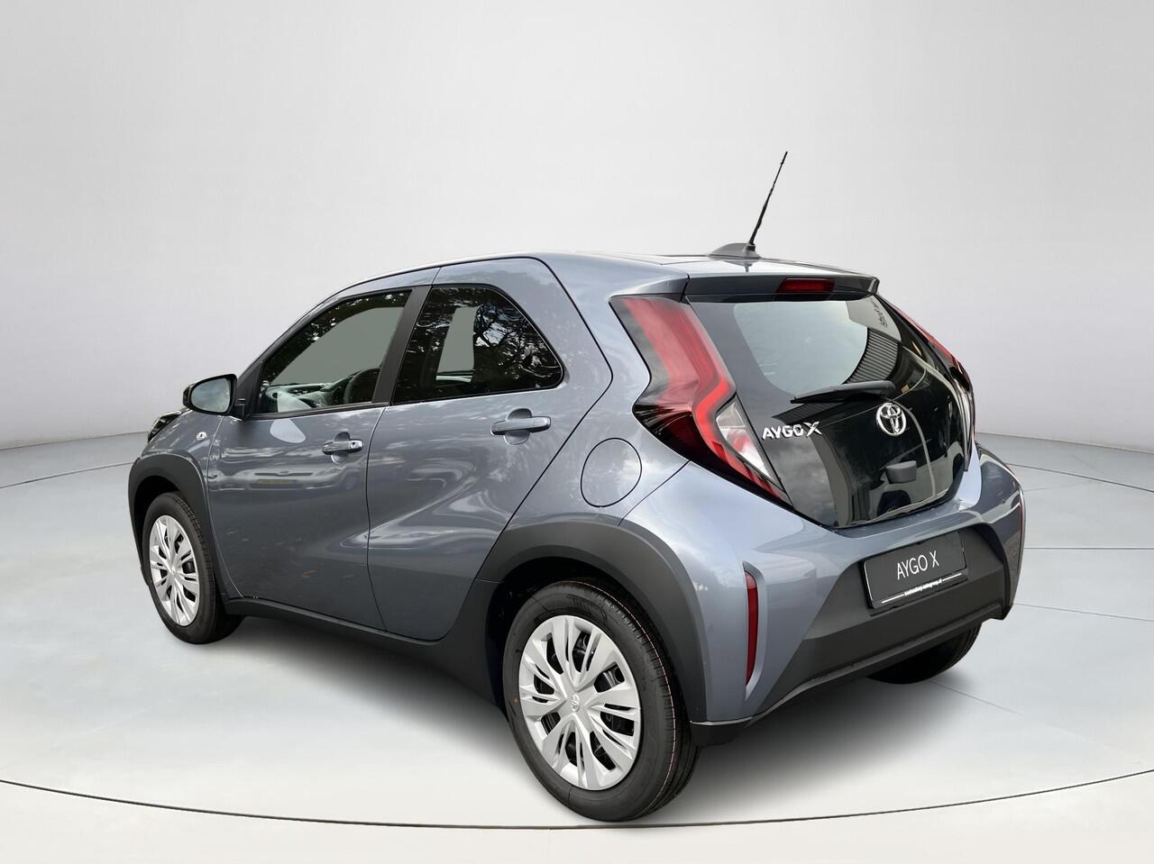 Toyota AYGO X 1.0 VVT-i MT Play | Celestite Grey metallic| Demonstratie auto |