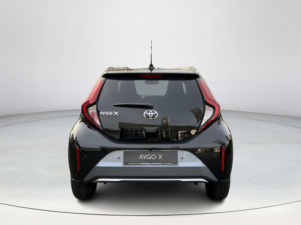 Toyota AYGO X 1.0 VVT-i MT Envy | Celestite Grey met zwart dak | Demo |