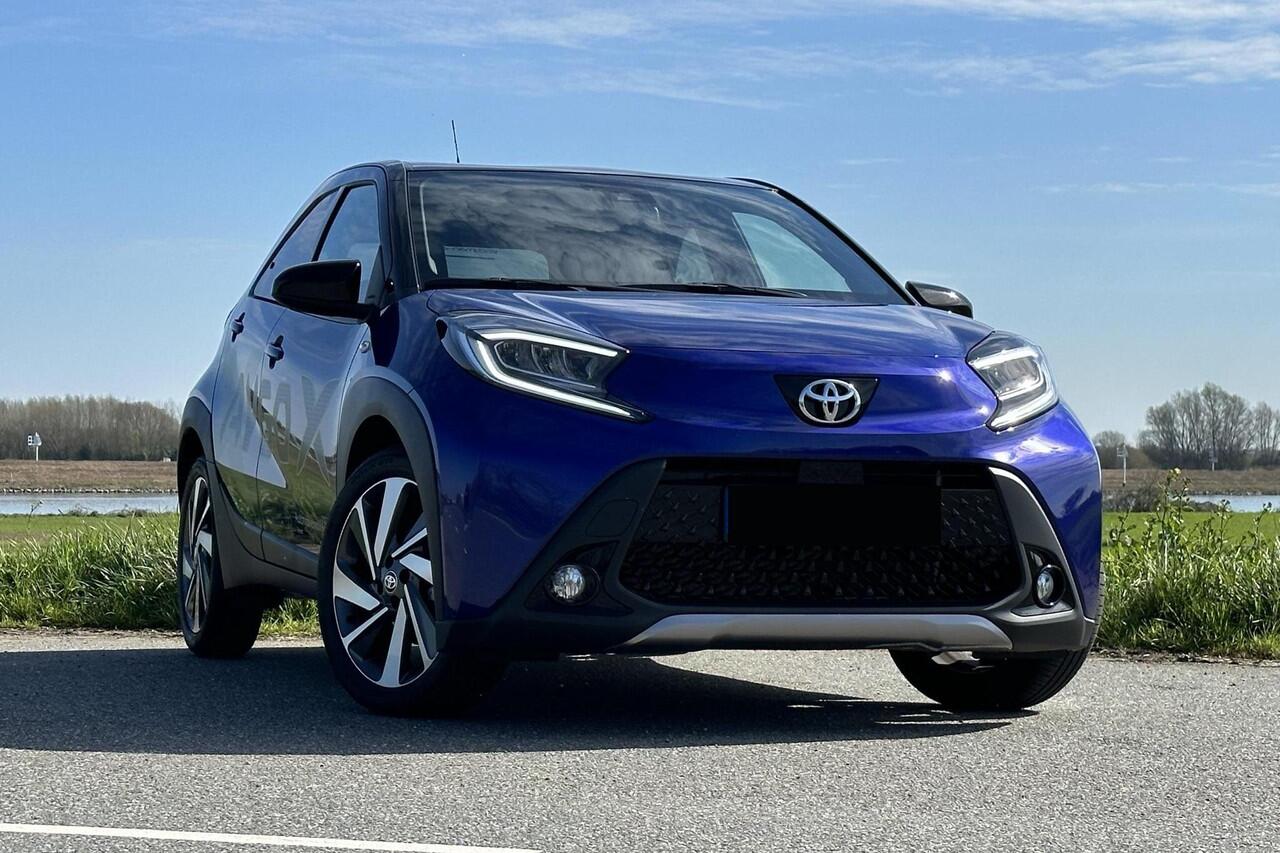 Toyota AYGO X 1.0 VVT-i MT Play ¤20.750,- RIJKLAAR! Nu ¤500,- voordeel! Nu extra scherp geprijsd!