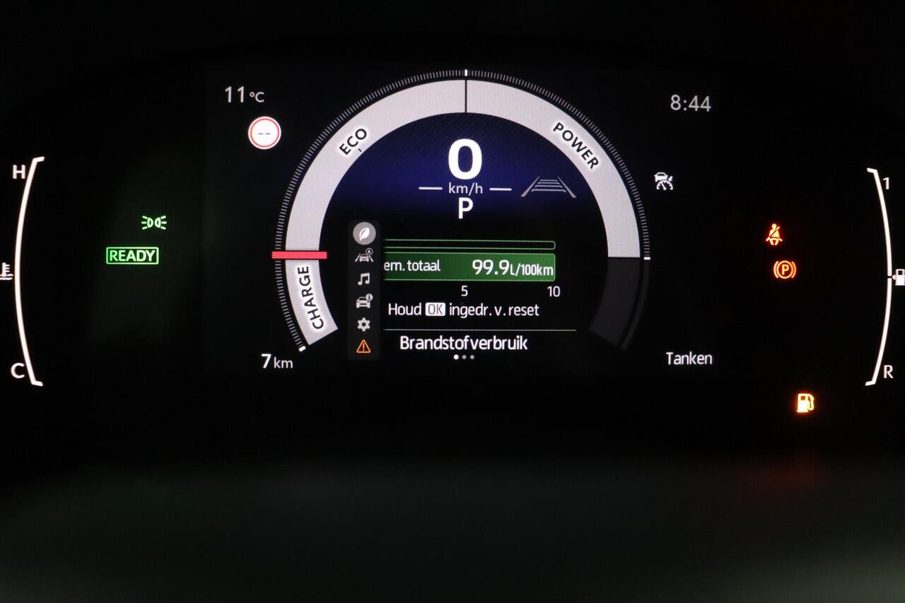 Toyota AYGO X Hybrid 115 GR Sport | Apple Carplay Android Auto | Parkeersensoren | Stoelverwarming |