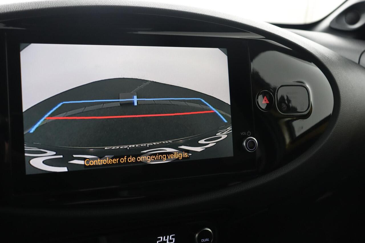 Toyota AYGO X Hybrid 115 GR Sport | Apple Carplay Android Auto | Parkeersensoren | Stoelverwarming |
