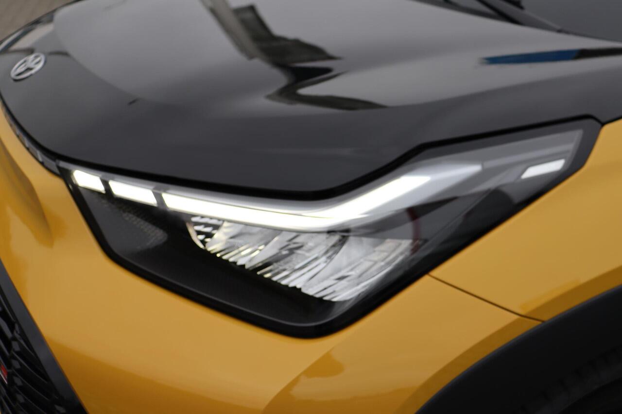 Toyota AYGO X Hybrid 115 GR Sport, JBL Audio, Apple Carplay / Android Auto, Parkeercamera, Draadloos oplader, Gezichtscamera, Keyless Entry.