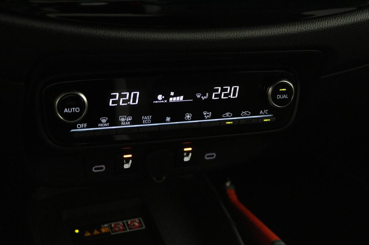 Toyota AYGO X Hybrid 115 GR Sport | Automaat | Stoelverwarming | Parkeersensoren |