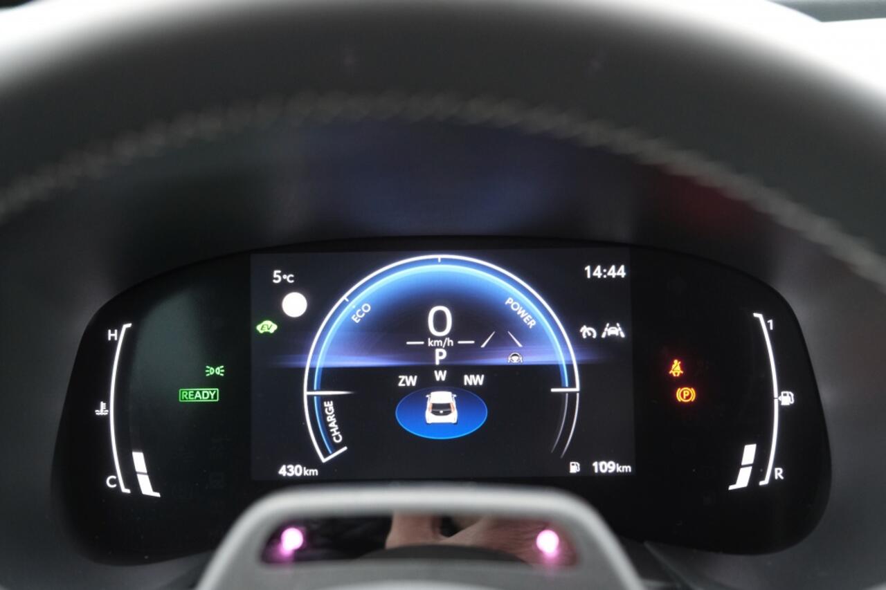 Toyota AYGO X Hybrid 115 GR Sport | JBL Premium Sound System | Apple Carplay /