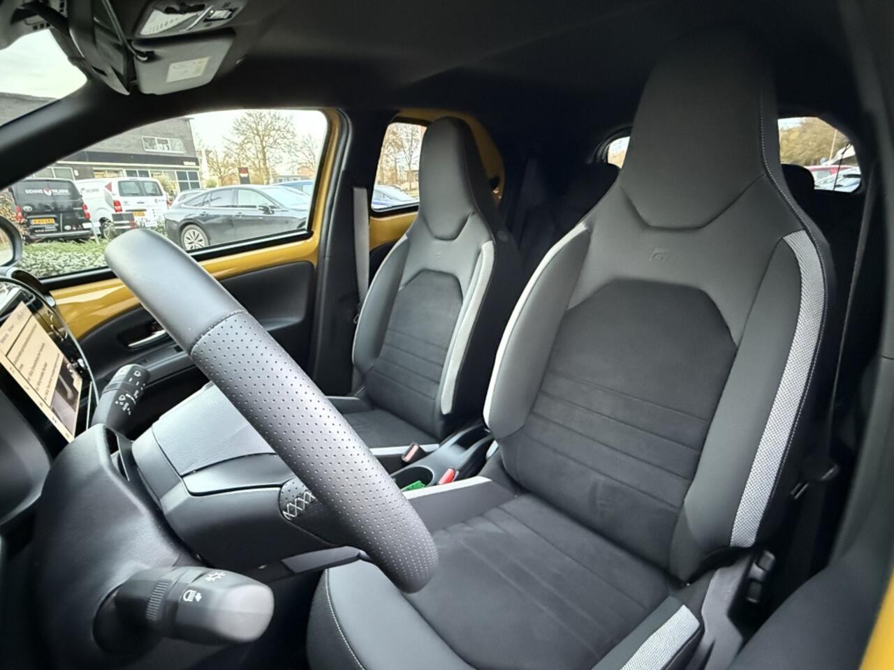 Toyota AYGO X Hybrid 115 GR Sport | PDC V/A | Stoelverwarm. | Camera |