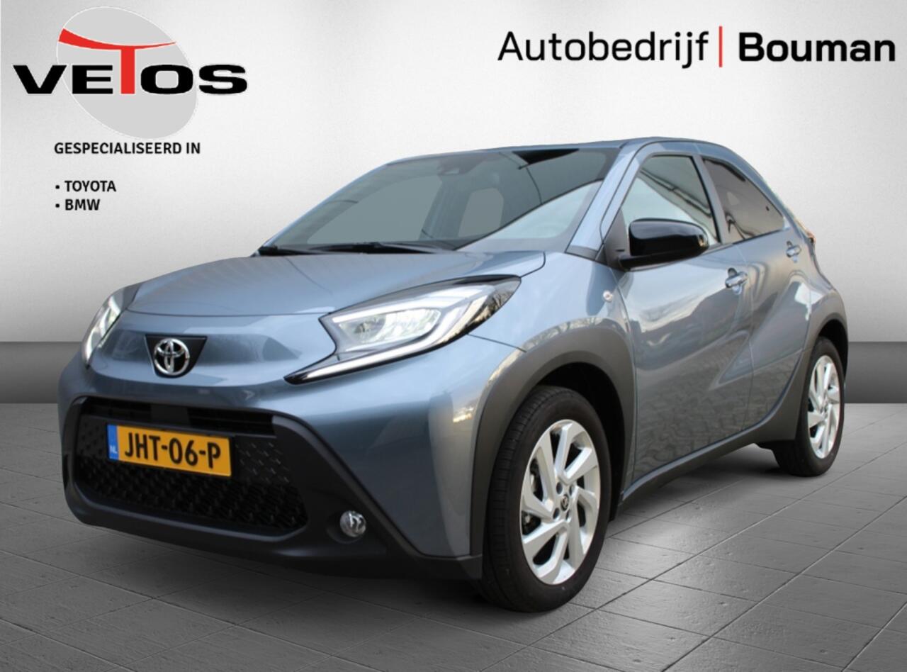 Toyota AYGO X 1.0 VVT-i MT First / Android. Apple Carpl/ Adap Cruise / Stoelve