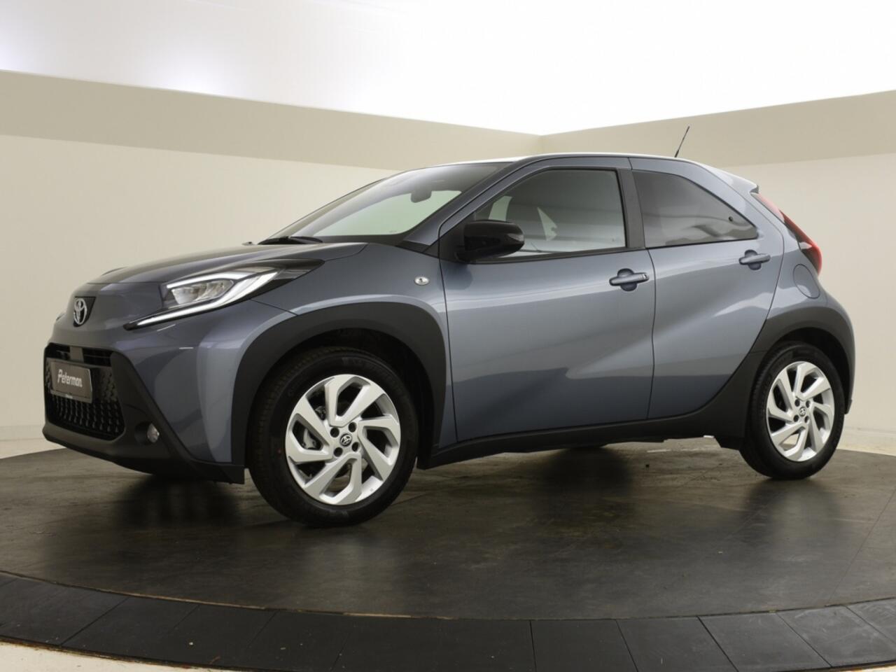 Toyota AYGO X 1.0 VVT-i MT Active Plus | Carplay | Verwarmde stoelen