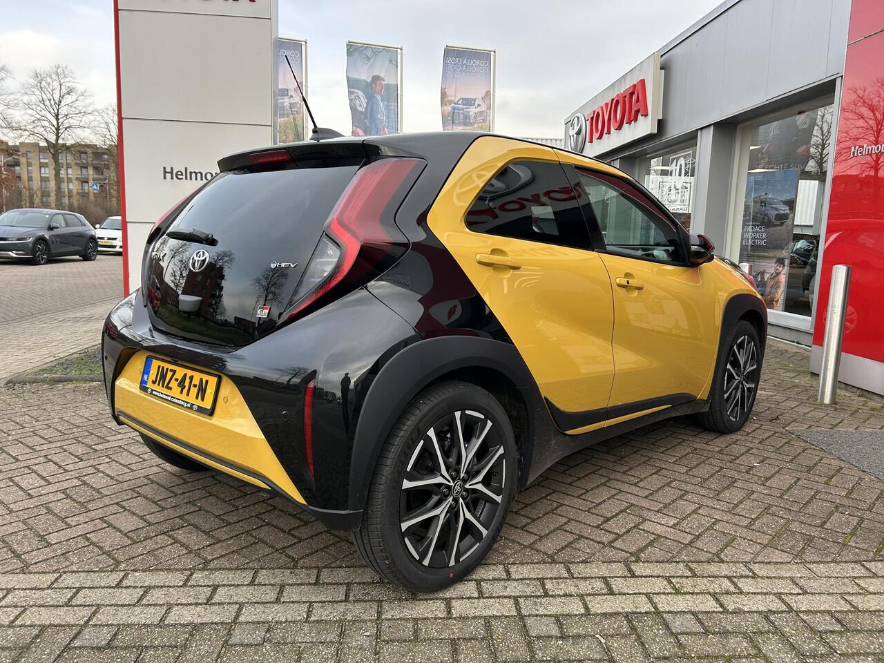 Toyota AYGO X Hybrid 115 GR Sport GR onderstel | Sportiefste Aygo ooit | Stoelverwarming | JBL