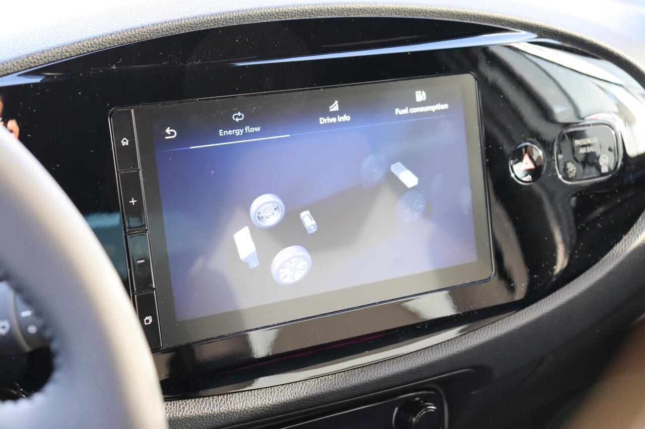 Toyota AYGO X Hybrid 115 play Green, Lm velgen, Getinte ramen, All season banden, Groene Remklauwen.