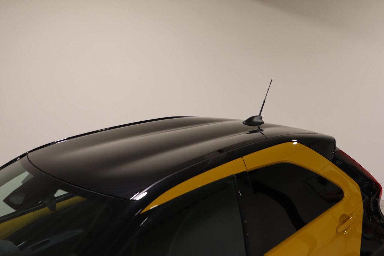 Toyota AYGO X Hybrid 115 GR Sport, Stoelverwarming, JBL, Apple Carplay/Android Auto!