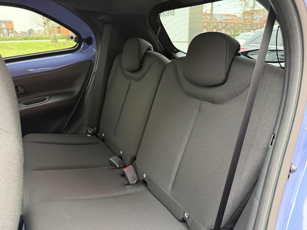 Toyota AYGO X Hybrid 115 pulse Lavender | Nieuw geleverd | BTW auto