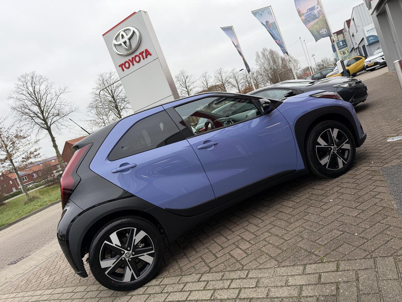 Toyota AYGO X Hybrid 115 pulse Lavender | Nieuw geleverd | BTW auto