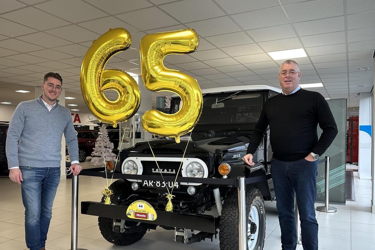 Toyota AYGO X 1.0 VVT-i MT Play Zwart - Apple Carplay - Android Auto - Adaptive cruise control