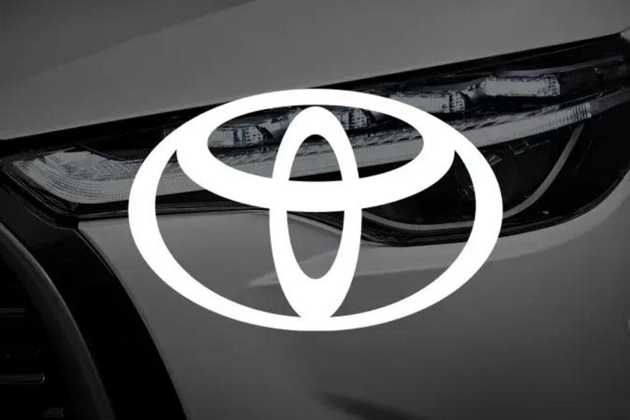 Toyota AYGO X 1.0 VVT-i MT Play Zwart - Apple Carplay - Android Auto - Adaptive cruise control