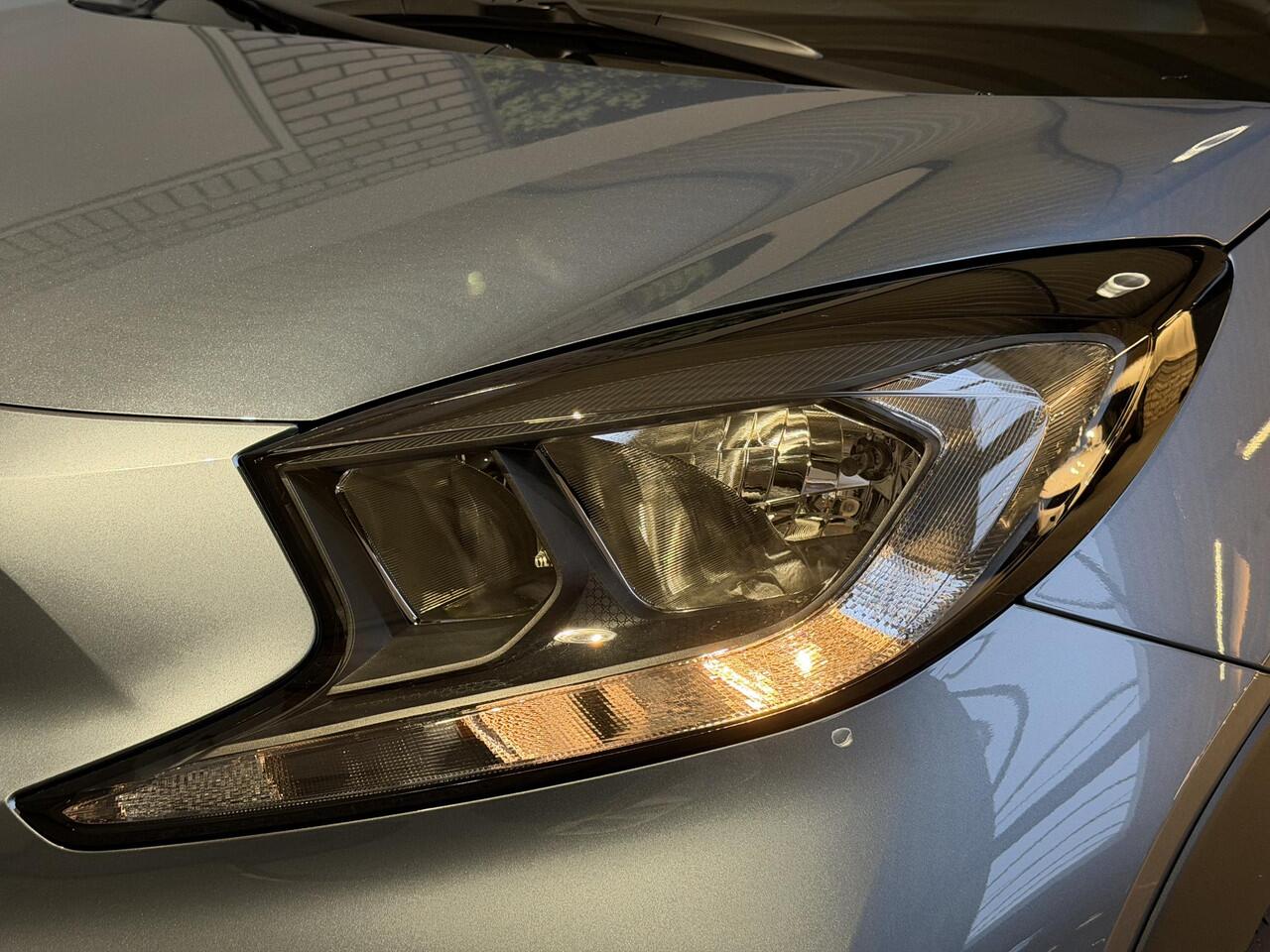 Toyota AYGO X 1.0 VVT-i MT Play