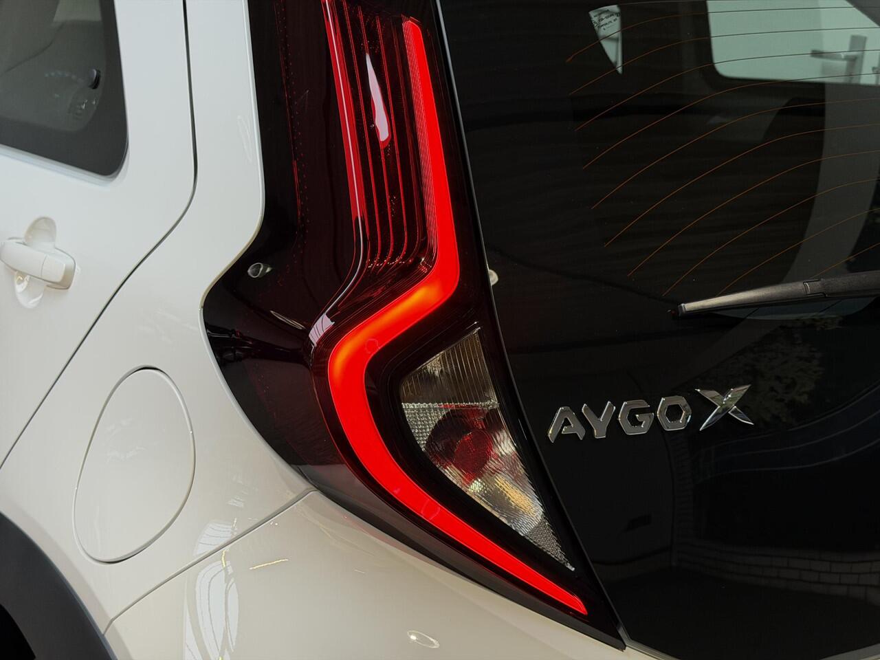 Toyota AYGO X 1.0 VVT-i MT Play