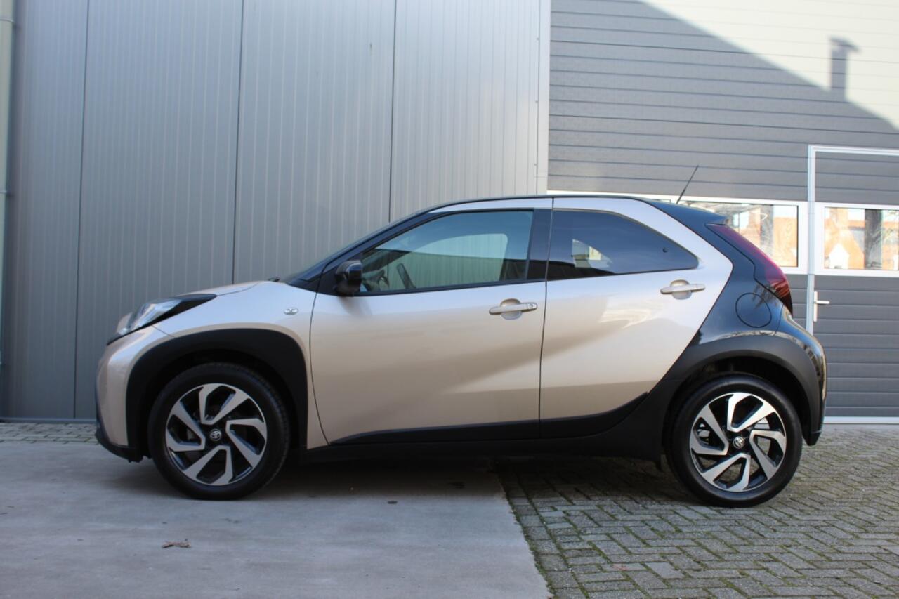 Toyota AYGO X 1.0 VVT-i MT Envy Camera / 17 inch wielen / Android / Apple