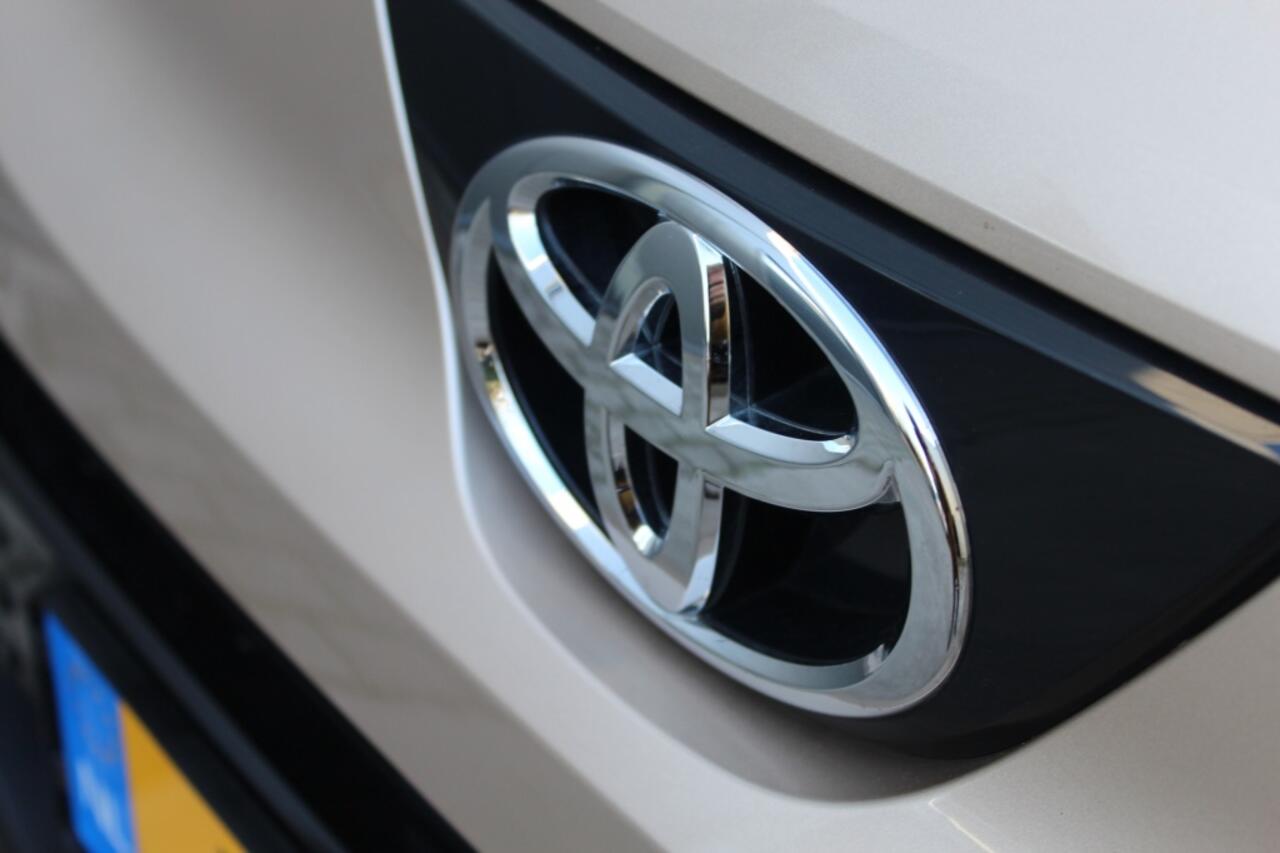 Toyota AYGO X 1.0 VVT-i MT Envy Camera / 17 inch wielen / Android / Apple