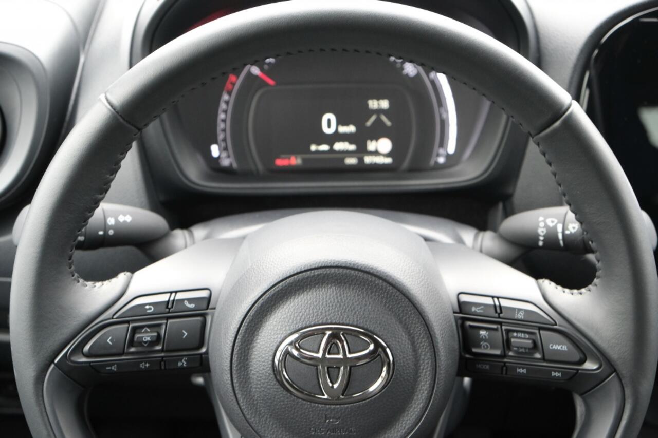Toyota AYGO X 1.0 VVT-i MT Play | Apple Carplay / Android auto | Achteruitrijc