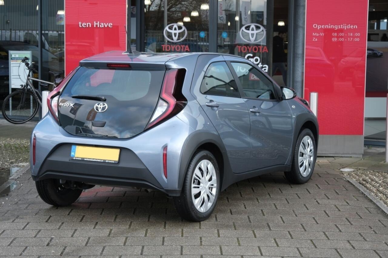 Toyota AYGO X 1.0 VVT-i MT Play | Achteruitrijcamera | Apple Carplay / Android