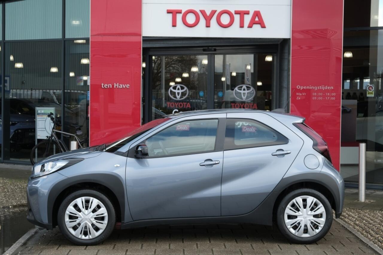 Toyota AYGO X 1.0 VVT-i MT Play | Achteruitrijcamera | Apple Carplay / Android