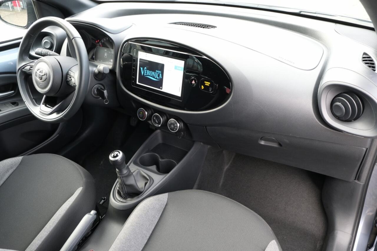 Toyota AYGO X 1.0 VVT-i MT Play | Achteruitrijcamera | Apple Carplay / Android