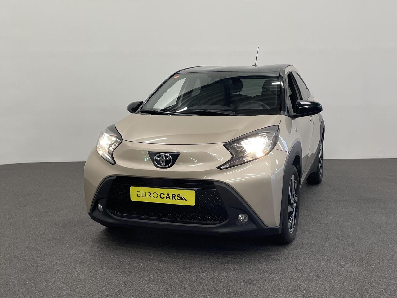 Toyota AYGO X 1.0 VVT-i Automaat Pulse | Navigatie | Apple Carplay/Android Auto | Camera | 17" Lichtmetalen Velgen | Climate Control | Adaptive Cruise Control | Two Tone