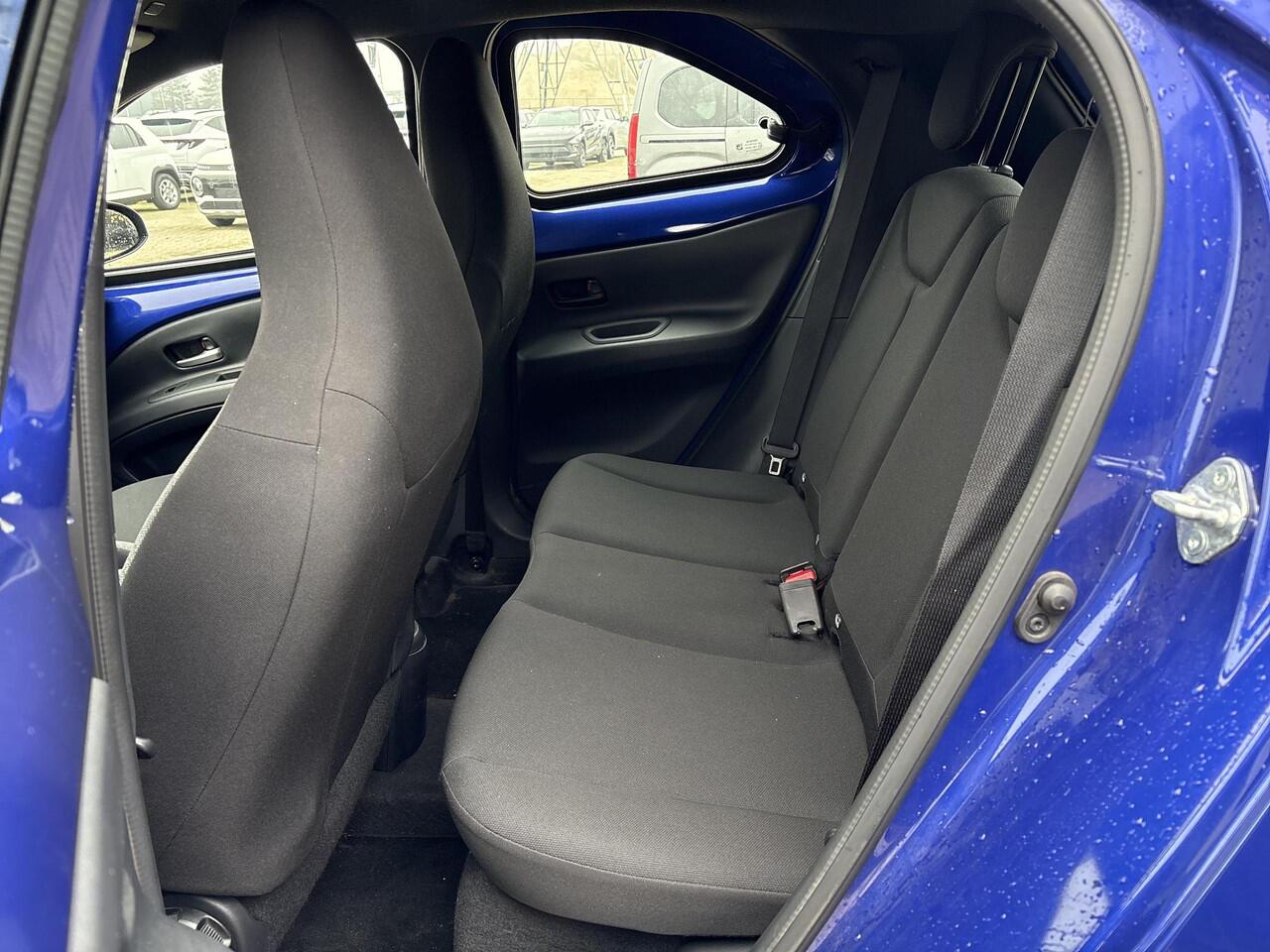 Toyota AYGO X 1.0 VVT-i MT Play **ADAPTIEF CRUISECONTROL/ AIRCO/ DAB**