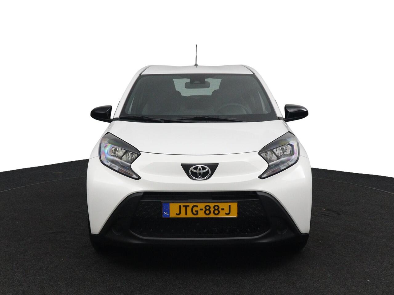 Toyota AYGO X 1.0 VVT-i MT Play | Apple Carplay & Android Auto | Adaptieve Cruise control | Airco |