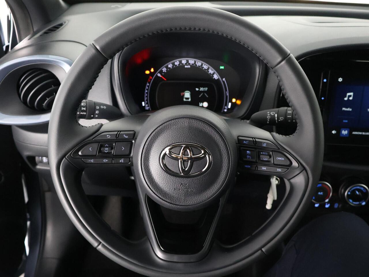 Toyota AYGO X 1.0 VVT-i MT Pulse Bi-Tone | Apple Carplay & AndroidAUTO | Stoelverwarming | Camera |