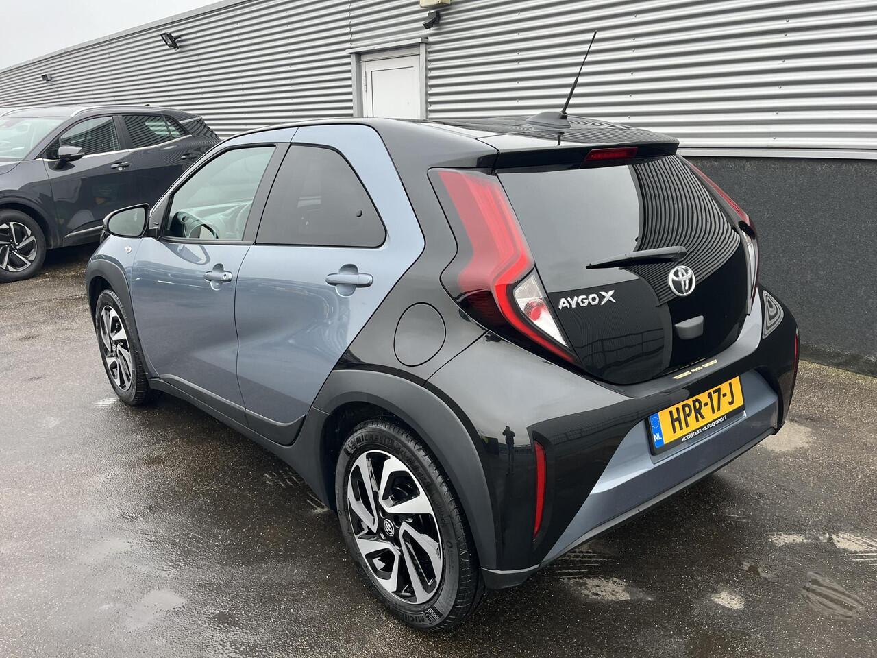 Toyota AYGO X 1.0 VVT-i S-CVT Pulse Automaat, NL-auto! Apple Carplay en/of Android auto Navigatie, LMV, LED, Privacy glass, Adaptieve cruise control