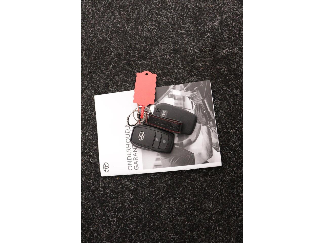 Toyota AYGO X 1.0 VVT-i MT JBL | All Seasonbanden| JBL premium audio | Navigatie | Keyless Entry |