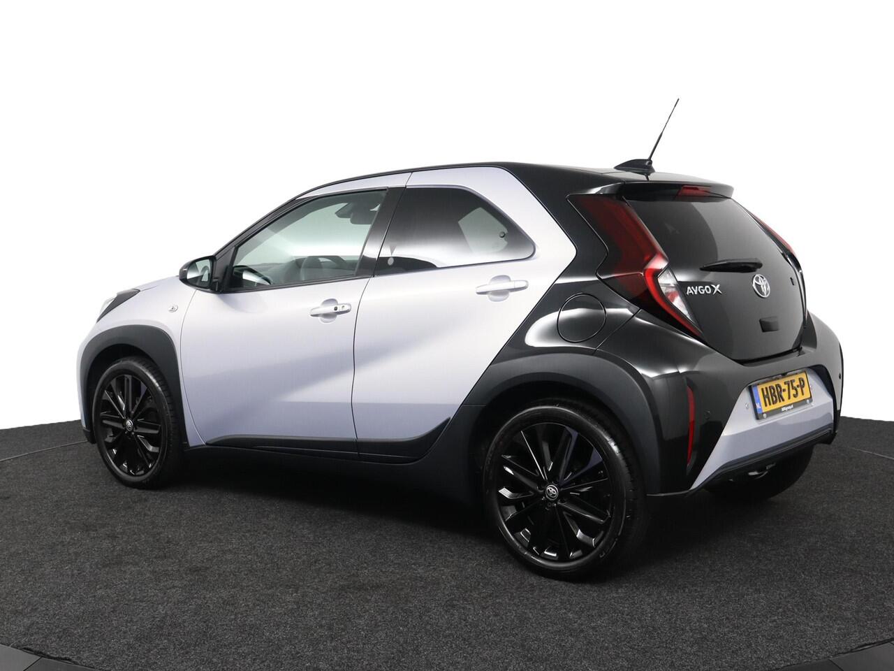 Toyota AYGO X 1.0 VVT-i MT JBL | All Seasonbanden| JBL premium audio | Navigatie | Keyless Entry |