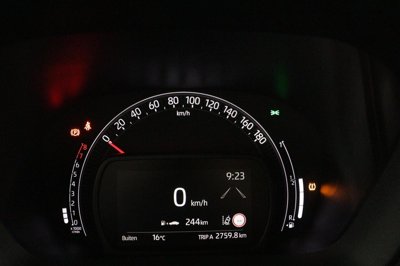 Toyota AYGO X 1.0 VVT-i MT JBL | All Seasonbanden| JBL premium audio | Navigatie | Keyless Entry |