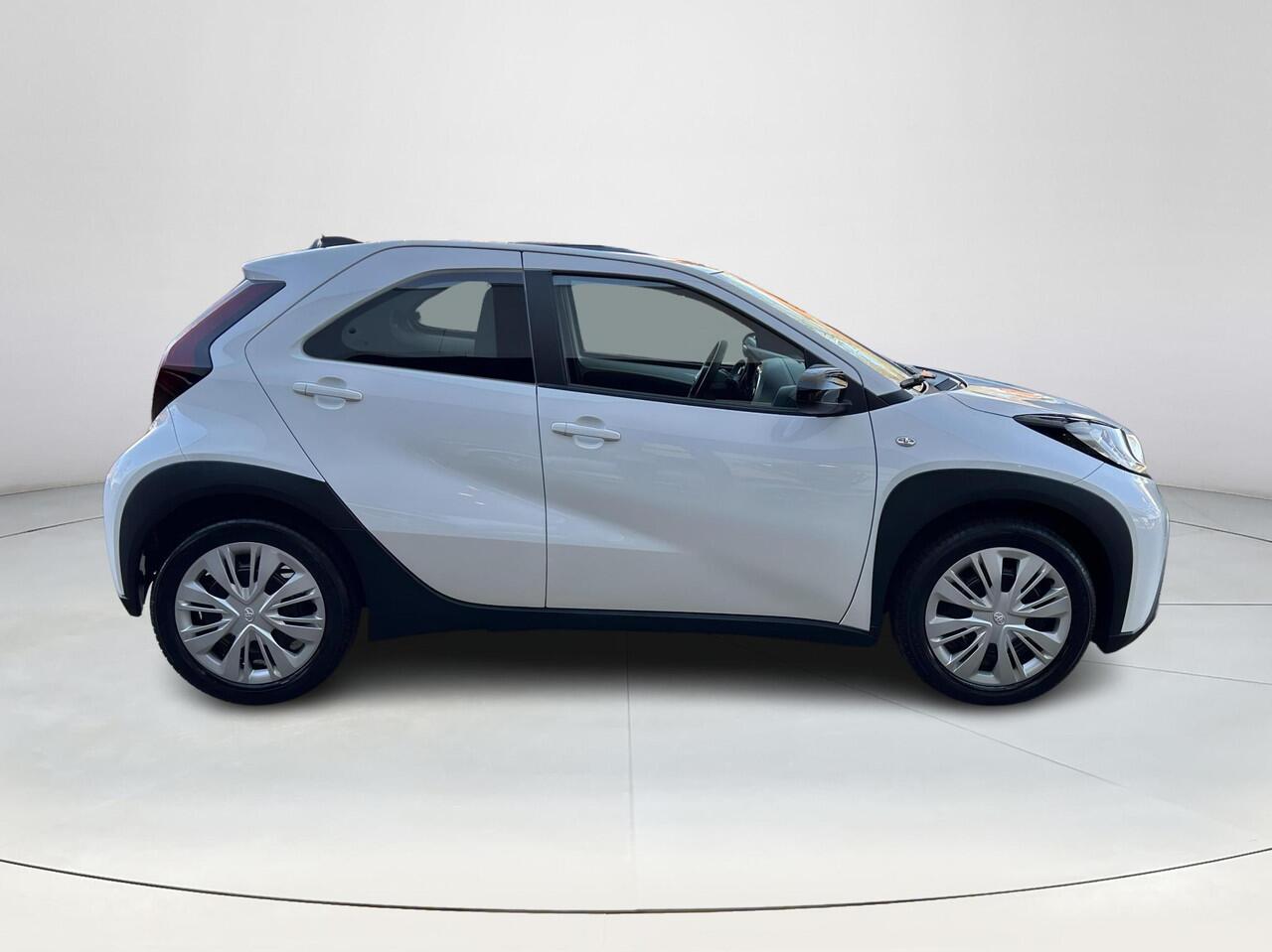 Toyota AYGO X 1.0 VVT-i MT Play