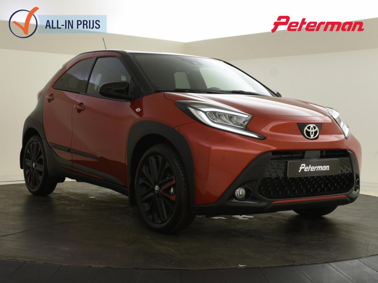 Toyota AYGO X 1.0 VVT-i MT Premium | stoelverwarming | PDC | Half leder |