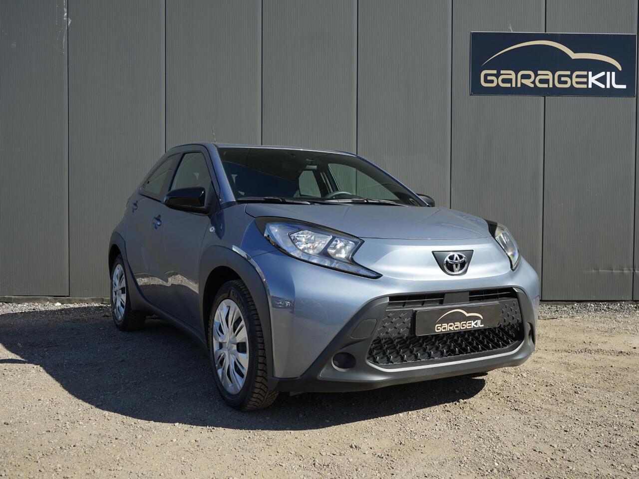 Toyota AYGO X 1.0-l-VVT-i Business Dealeronderh. / Smartphone Integratie / DAB radio / Achteruitrijcamera / Keyless Entry