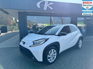 toyota-aygo-x-1.0-vvt-i-mt-premium