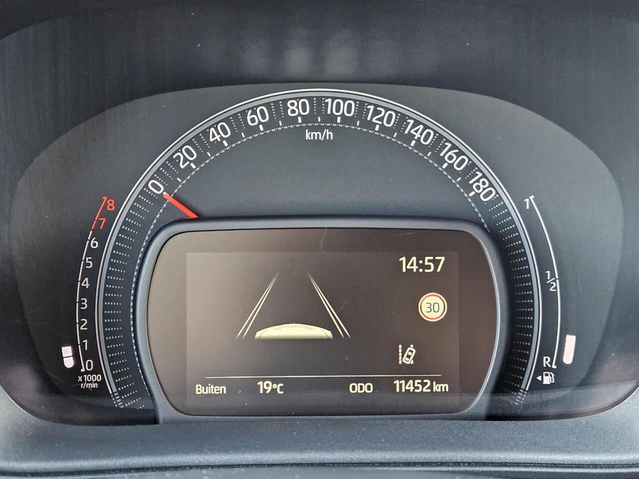 Toyota AYGO X 1.0 VVT-i MT Pulse Two Tone Fabrieksgarantie