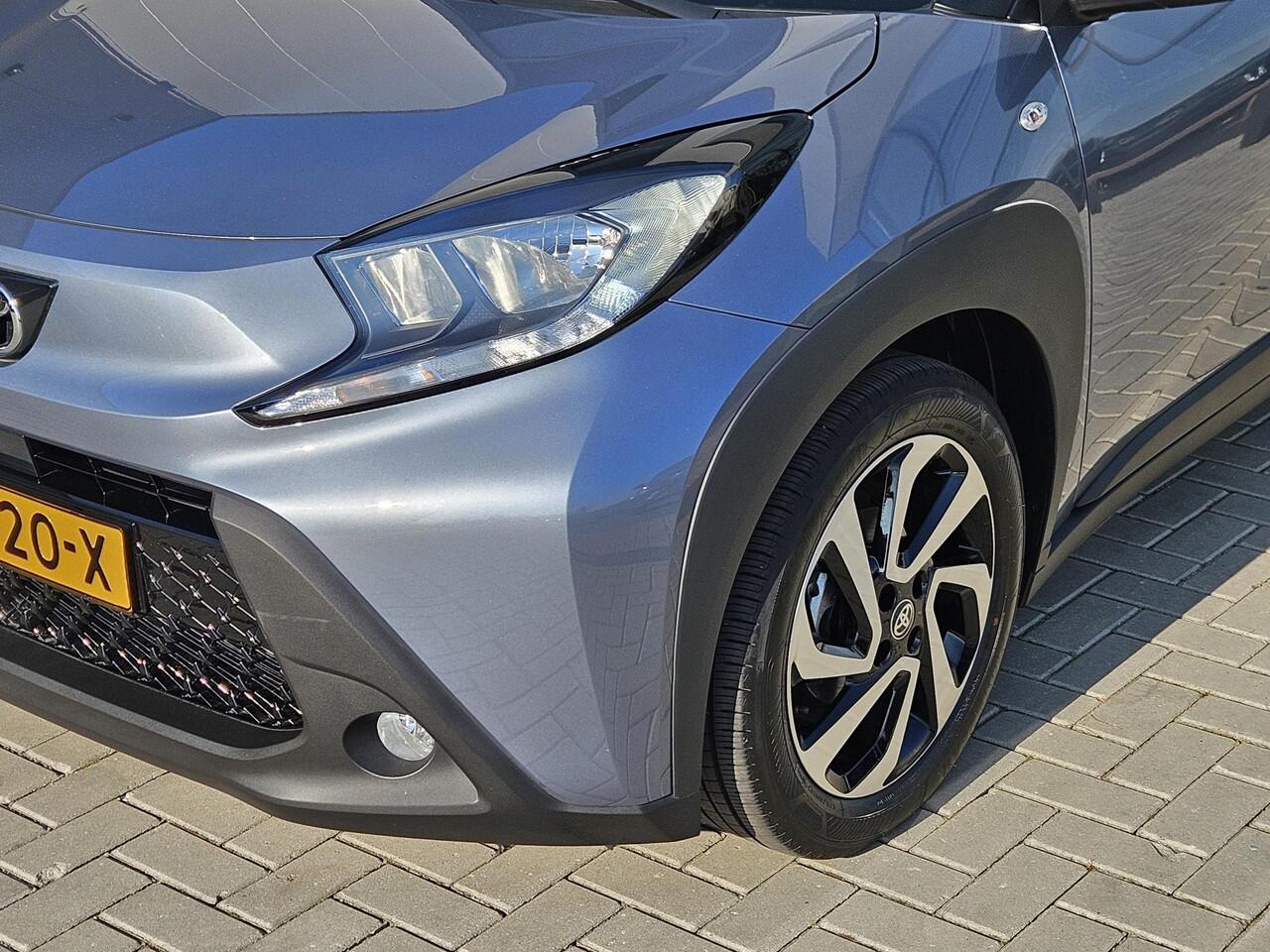 Toyota AYGO X 1.0 VVT-i MT Pulse Two Tone Fabrieksgarantie