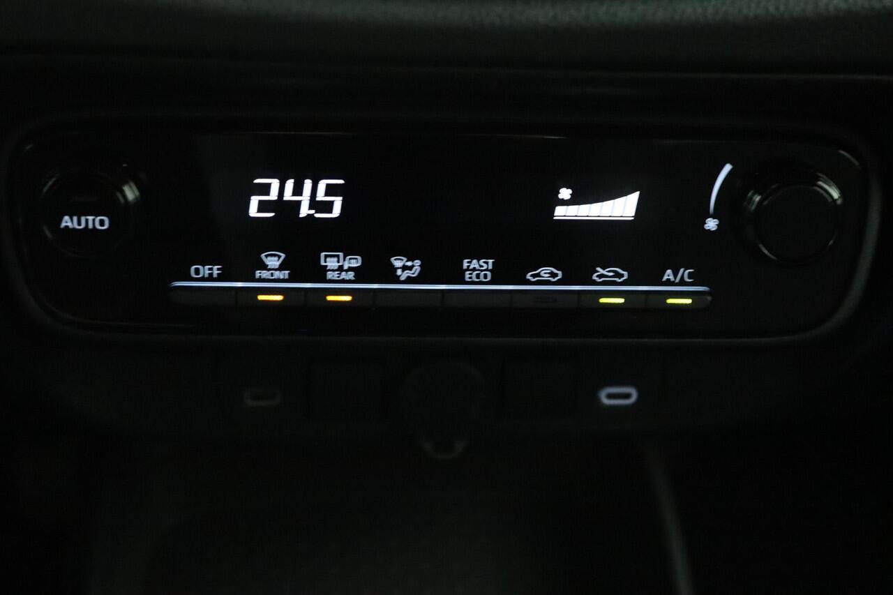 Toyota AYGO X Hybrid 115 play | Adaptive Cruise Control | Achteruitrijcamera | Airco | Apple Carplay | Android Auto |