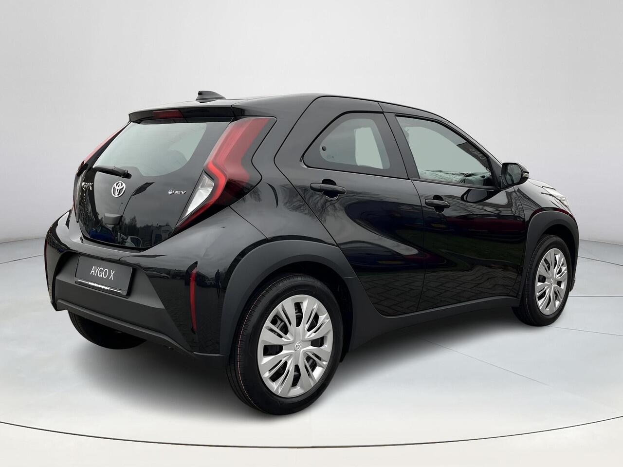Toyota AYGO X Hybrid 115 play | ¤ 500 extra inruilwaarde |