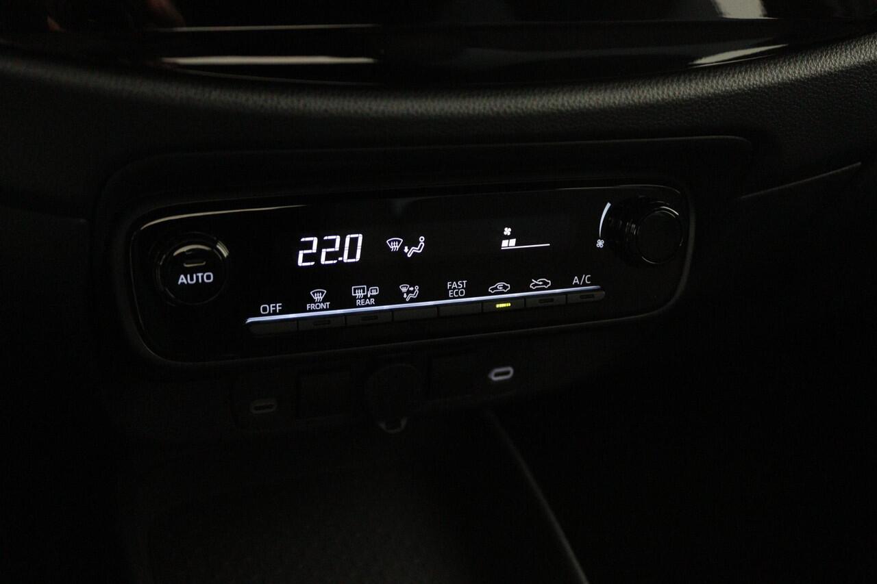 Toyota AYGO X Hybrid 115 play | Nieuw uit voorraad leverbaar! |