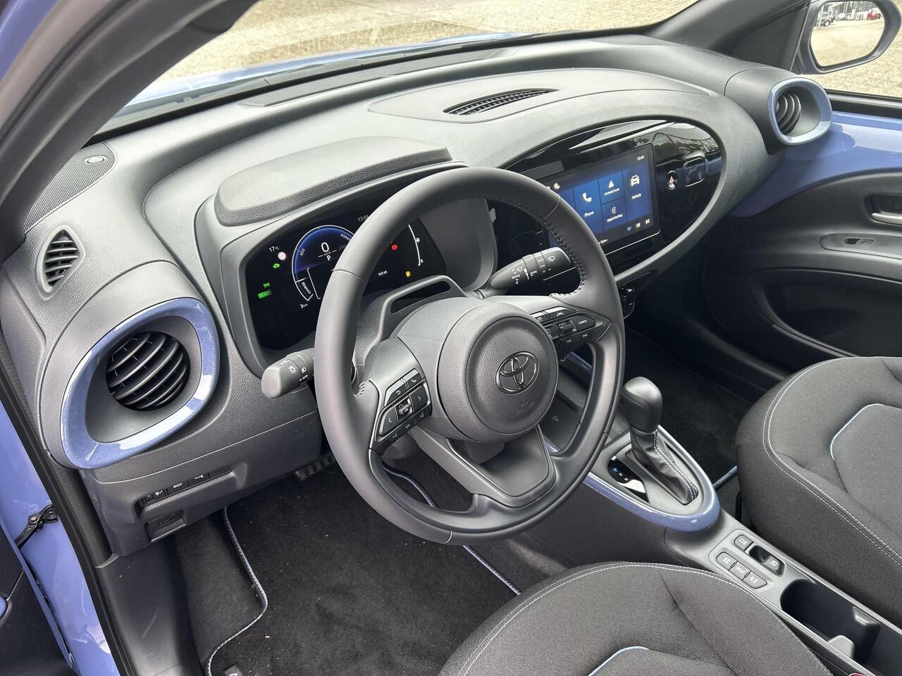 Toyota AYGO X Hybrid 115 pulse + Easy Pack | Nieuwe auto | Direct uit voorraad leverbaar |
