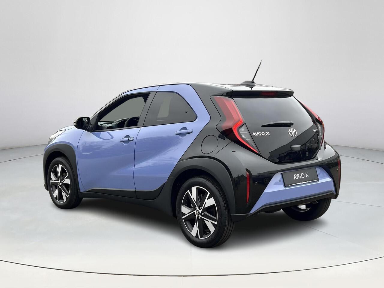 Toyota AYGO X Hybrid 115 pulse + Easy Pack | Nieuwe auto | Direct uit voorraad leverbaar |