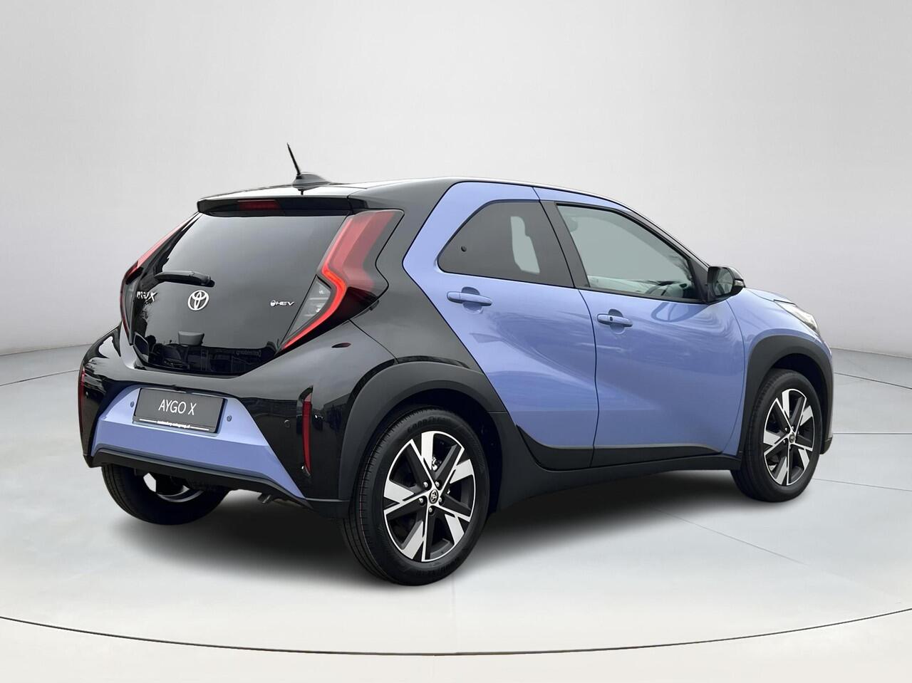 Toyota AYGO X Hybrid 115 pulse + Easy Pack | Nieuwe auto | Direct uit voorraad leverbaar |