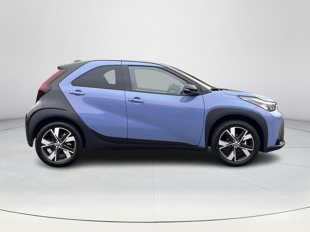 Toyota AYGO X Hybrid 115 pulse + Easy Pack | Nieuwe auto | Direct uit voorraad leverbaar |