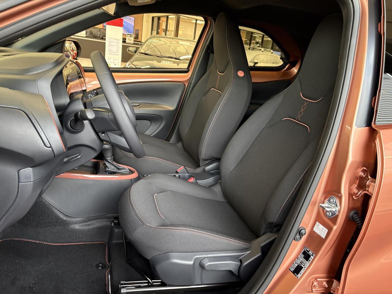 Toyota AYGO X Hybrid 115 pulse **NIEUWE KLEUR CINNAMON/ NIEUWE AUTO**