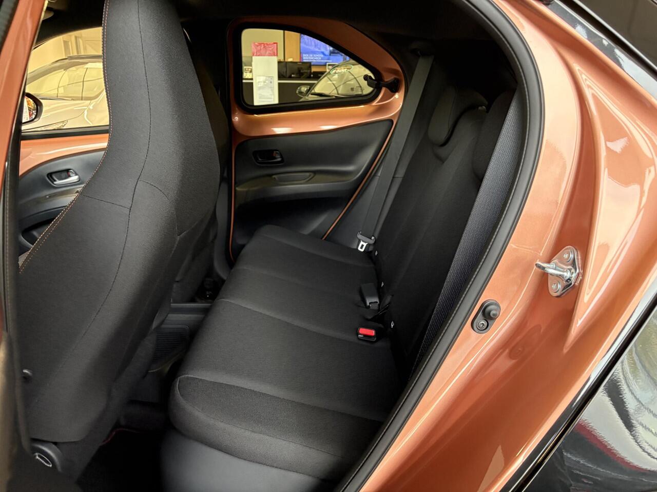 Toyota AYGO X Hybrid 115 pulse **NIEUWE KLEUR CINNAMON/ NIEUWE AUTO**